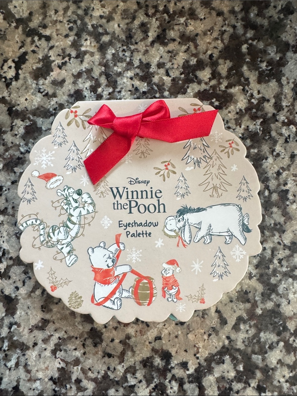 Disney Winnie the Pooh Holiday Eyeshadow Palette - Beige & Red